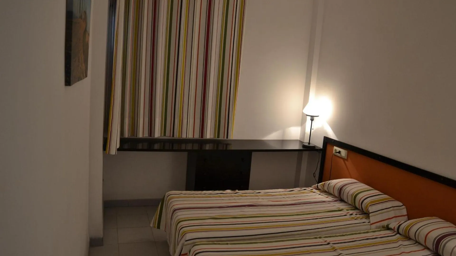 Apartamento En L'Estartit Con Piscina, Terraza Y A 5 Minutos De La Playa - Es-323-27 ספרד